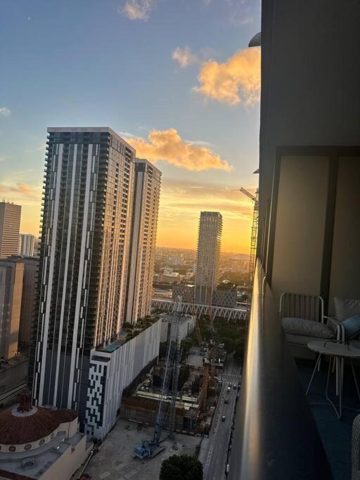 Penthouse Balcony With Ocean & View Resort,pool,spa,heart Of Downtown *